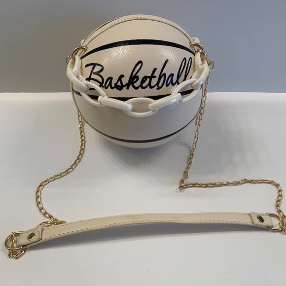 🏀🏀Basketball Shaped Crossbody Handbag Chain Handle -White🏀🏀 - Picture 8 of 10